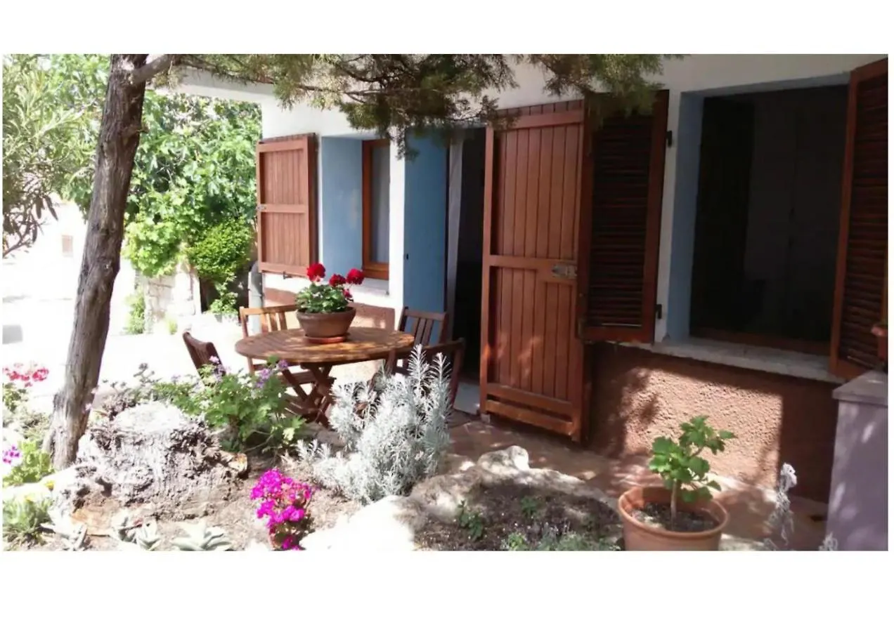 Holiday home Bilocale A Pochi Metri Dal Mare Villa La Maddalena  Italy
